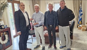 Στον δήμαρχο Τεμπών ο Σύλλογος Αεροσφαίρισης Λάρισας «PREDATORS»